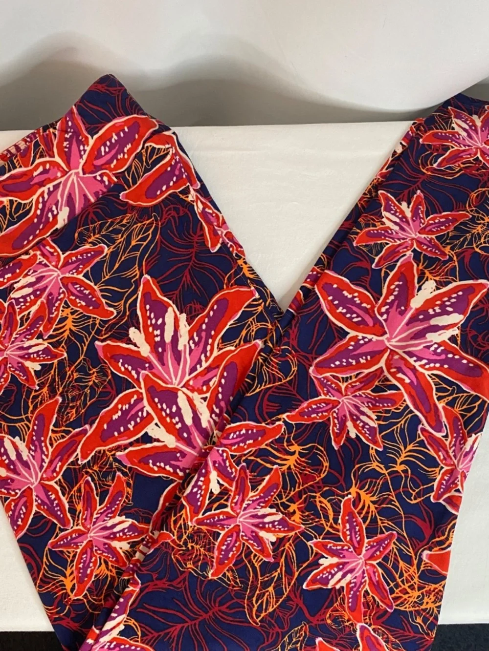 Lot of 3 Pairs Lularoe Leggings, TC2 - Picture 5 of 6